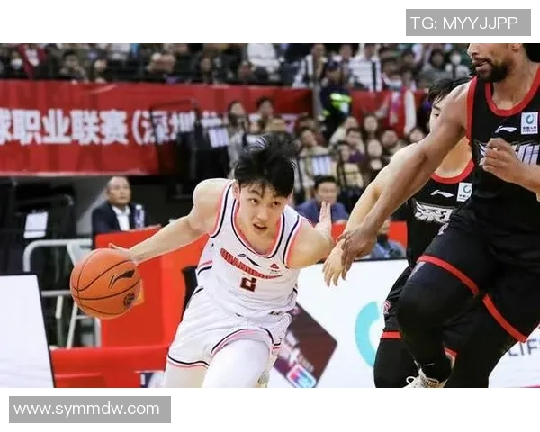 广州排球队区域防守新策略探索与实践分析